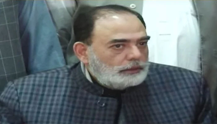 Senator Talha Mehmood addresses a press conference in Islamabad on March 26, 2024. —Screengrab/Geo News
