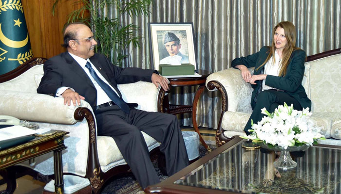 President, Asif Ali Zardari exchanges views with Jane Marriott, British High Commissioner to Pakistan during a meeting at Aiwan-e-Sadr in Islamabad on March 28, 2024. — PPI
