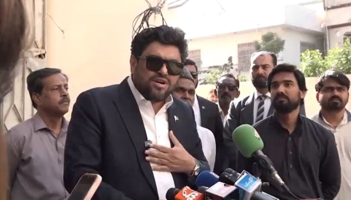 Sindh Governor Kamran Khan Tessori talks to media persons after visiting the residence of the late Ali Rahbar on March 30, 2024. — X/@KamranTessoriPk