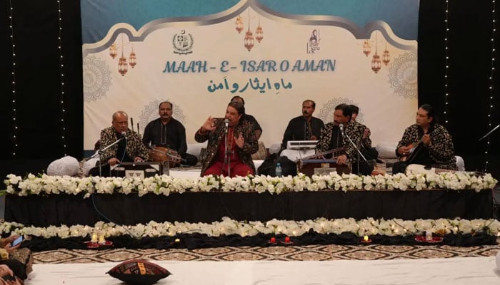 A glimpse of a ‘Mah-e-Isar o Aman’ organised by Lok Virsa. — APP/File