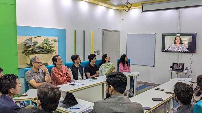 Digital media challenges in Pakistan discussed in meetup - Vimarsana News