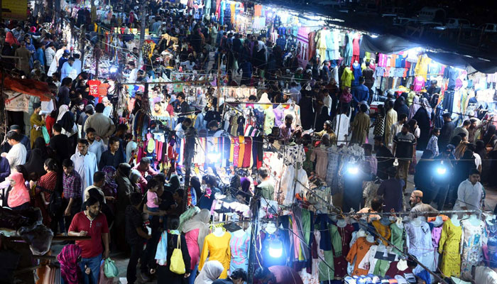 People are busy in Eid shopping ahead of Eid-ul-Fitar during the Holy Month of Ramadan-ul-Mubarak at Market on April 1, 2024. — PPI