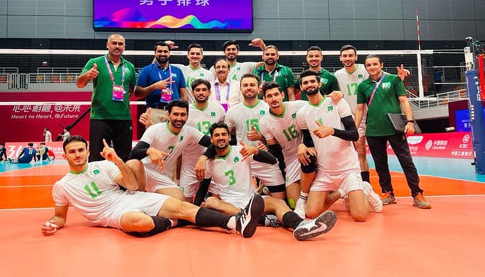 Pakistan squad pose for a picture after victory over Chinese Taipei during the 19th Asian Games at Hangzhou, China. — X/@PVF_Official/File