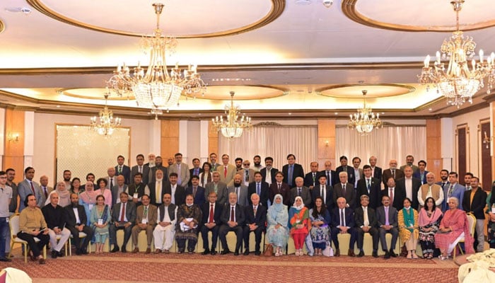 This representational image shows participants posing for group photo during a three-day professional development programme hosted by HEC Sindh. — Sindh HEC website/File