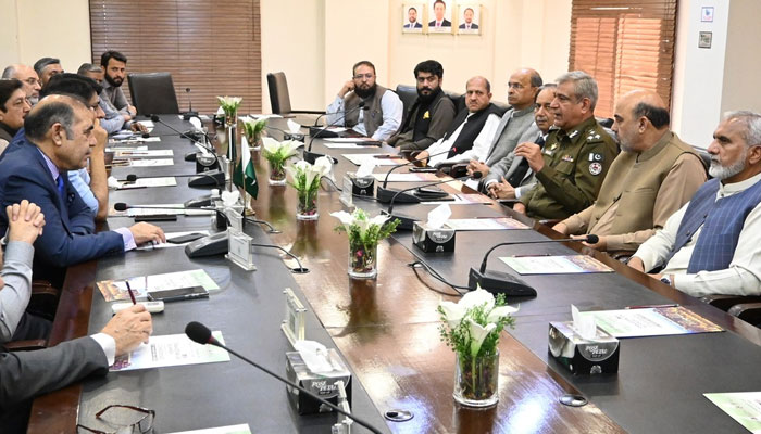RPO Rawalpindi Babar Sarfraz Alpa (3rd R) speaks during a meeting with Rawalpindi Chamber of Commerce and Industry (RCCI) leadership on April 6, 2024. — Facebook/RPO Rawalpindi