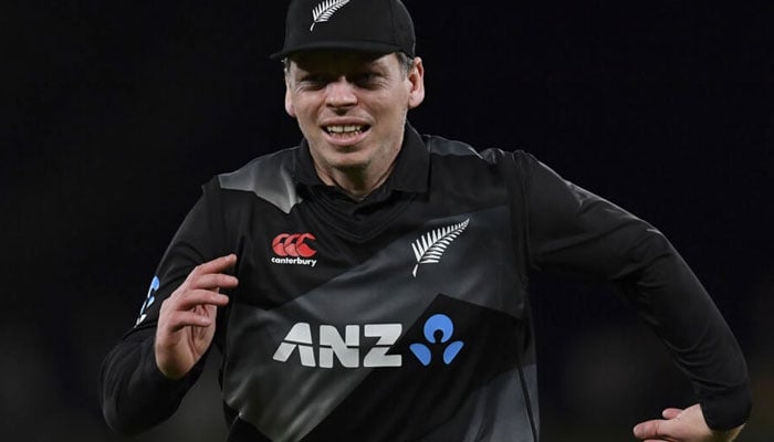 New Zealand all-rounder Michael Bracewell runs during a match. — AFP/File