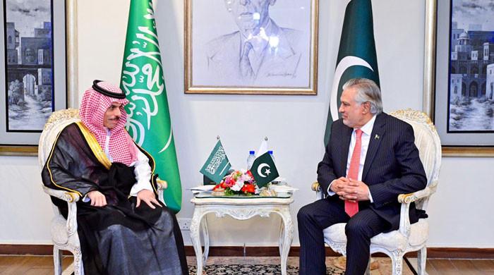 Pakistan offers over $32bn projects for KSA investment