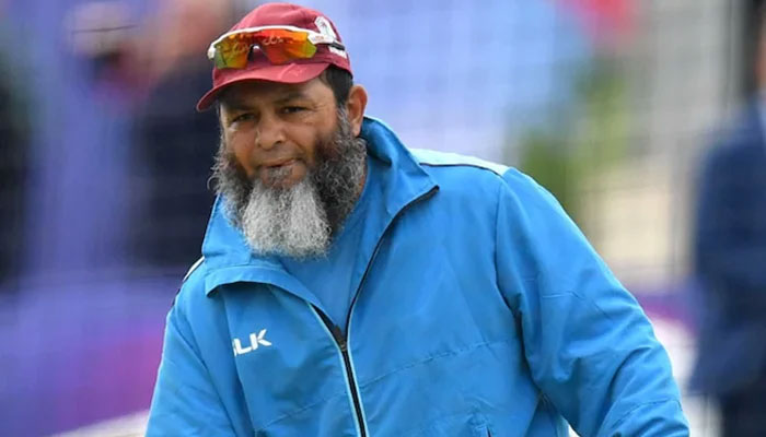 Former Pakistan leg-spinner and World Cup winner Mushtaq Ahmed. — AFP
