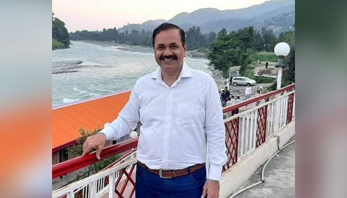 Slain journalist Jan Muhammad Mahar can be seen in this image. — APP/File