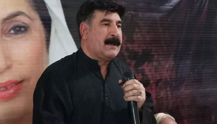 Former lawmaker and PPP leader Akhunzada Chattan speaks during a gathering on July 15, 2023. — Facebook/Akhunzada Chattan