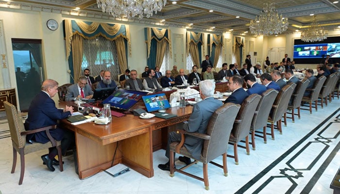 Prime Minister Muhammad Shehbaz Sharif chairing a meeting regarding Saudi investment in Pakistan following the recent visit of Saudi delegation Islamabad on April 18, 2024. — PID