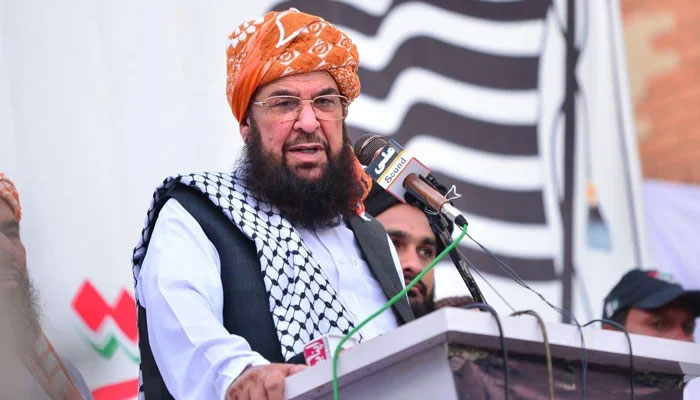 Jamiat Ulema-i-Islam-Fazl Secretary General Maulana Abdul Ghafoor Haidri speaks with the gathering of supporters on December 21, 2023. — Facebook/Maulana Abdul Ghafoor Haideri