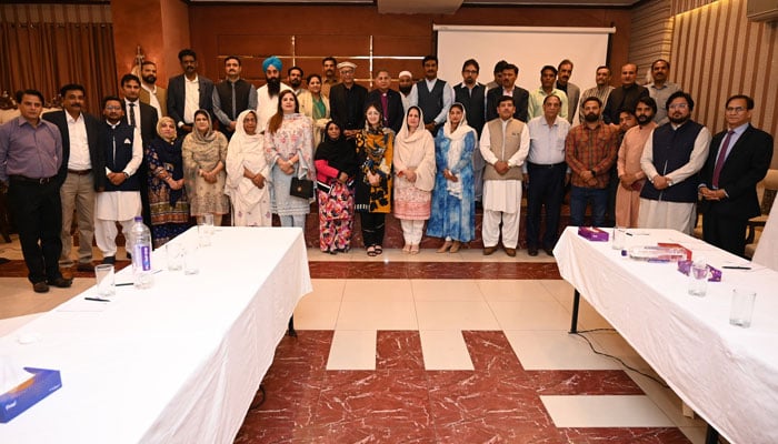 Participants pose for a group photo during the moot titled “Strengthening Democracy: Delivering on Pledges for Human Rights.” organised by the Centre for Social Justice (CSJ) on April 23, 2024. — Facebook/Centre For Social Justice
