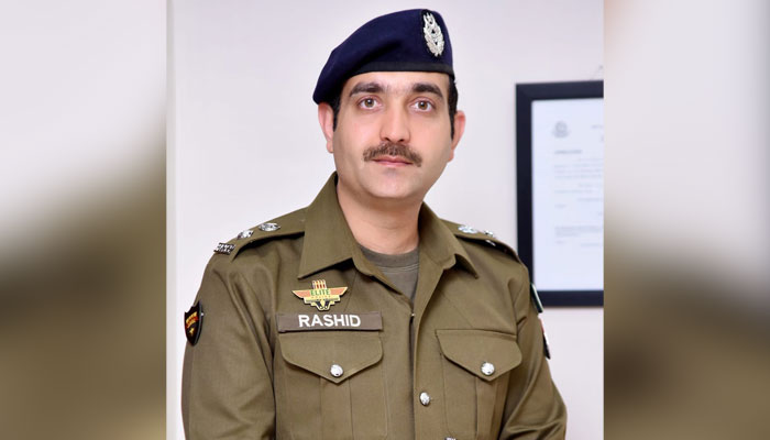 District Police Officer (DPO) Rashid Hidayat seen in this image. —  DPO Dera Ghazi Khan, Government of The Punjab Website/File
