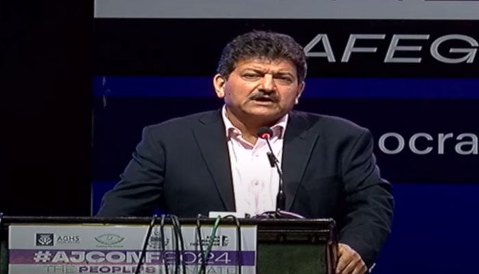 Screenshot shows Journalist Hamid Mir addressing the Fifth Asma Jahangir Conference in Lahore on April 27, 2024. — YouTube Geo News