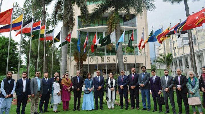 Comsats observes Earth Day with MoCC - Vimarsana News
