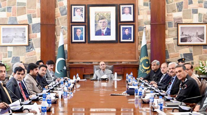 Zardari seeks massive operation against criminals in Karachi - Vimarsana News