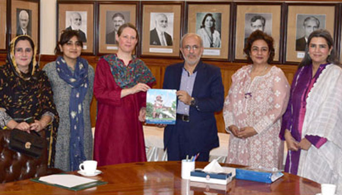In this image, PU Vice Chancellor Prof Dr Khalid (R) presents a souvenir to Dr Rebecca Roberts, Project Coordinator, Mapping Archaeological Heritage in South Asia on May 2, 2024. — PU Website