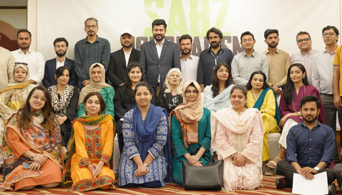 Participants pose for a group during a 3-Day Sabz Journalism Environmental Reporting training in Karachi on May 5, 2024. — Facebook/Global Neighbourhood For Media Innovation