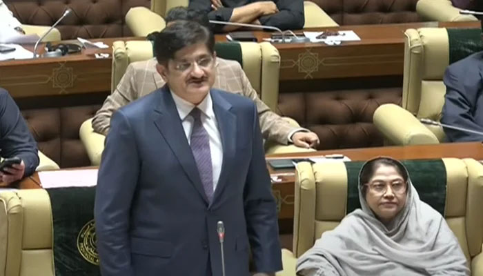 Sindh CM Murad Ali Shah speaking at the floor of the Sindh Assembly. — YouTube/Geo News/Screenshot