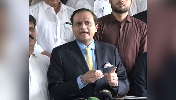 Karachi Mayor Barrister Murtaza Wahab speaks during a press conference in this still released on May 7, 2024. — Facebook/Geo News Urdu