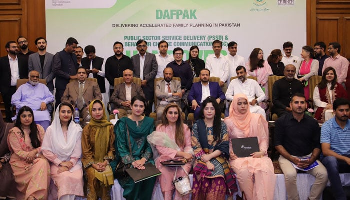 Participants pose for a group photo with Minister of Health Khawaja Imran Nazir during an event organised by DAFPAK on May 7, 2024. — Facebook/Population Welfare Department Punjab