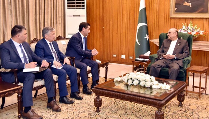 President Asif Ali Zardari exchange views with Foreign Minister of Uzbekistan Bakhtiyor Saidov during a meeting at Aiwan-e-Sadr in Islamabad on May 9, 2024. — PPI