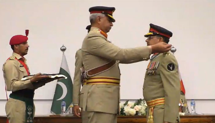Investiture ceremony of Karachi Corps was held. — PTIV