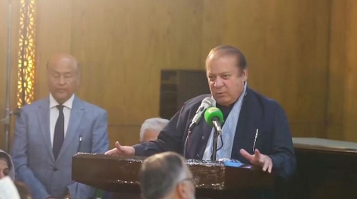 Nawaz alleges betrayal, says Imran stabbed him in the back - Vimarsana News