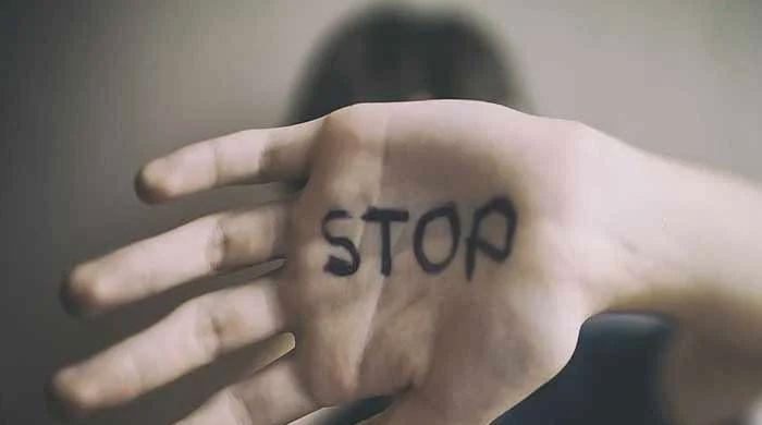 7-year-old girl survives rape attempt - Vimarsana News