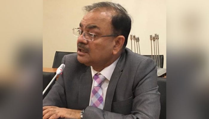 Newly appointed Sindh Regional Standing Committee on General Health & Safety Measures Convener Dr Akram Sultan speaks during a meeting. — Facebook/We Support PD EPI Dr. Akram Sultan/File