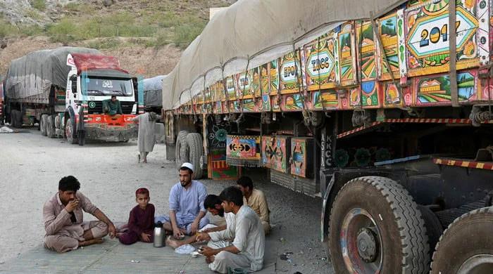 PM forms panel to mull barter trade from 13 Balochistan border districts - Vimarsana News