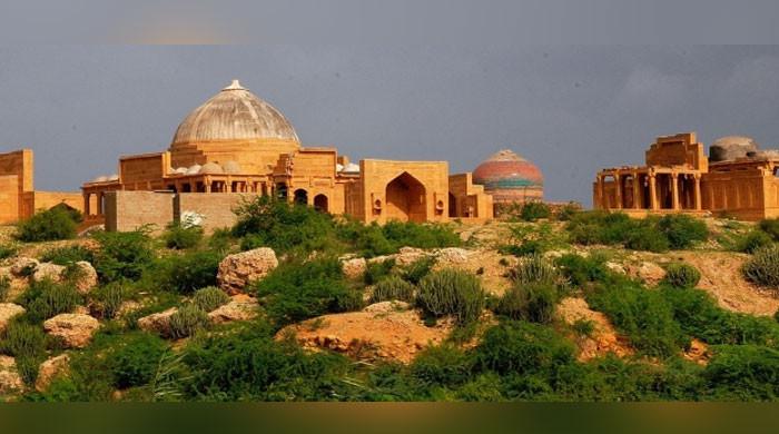 High court tells Thatta DC to conduct Makli graveyard's demarcation - Vimarsana News