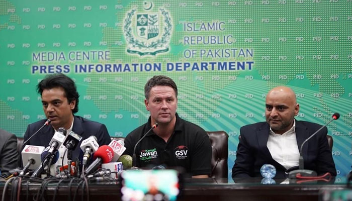 Former English striker Michel Owen (center) seen in this undated image.— APP/file