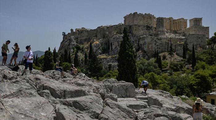 Heatwave in Greece closes Athens Acropolis - Vimarsana News