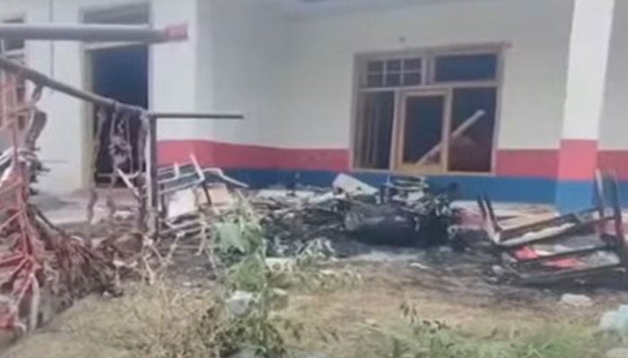 Burnt furniture at the Madyan Police Station can be seen following an attack by a violent mob in Swat, Khyber Pakhtunkhwa. — Screengrab via Geo News/File