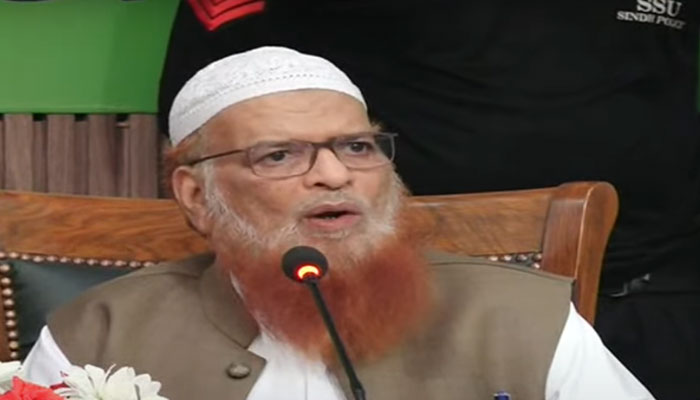 President Ittehad Tanzeemat Madaris Pakistan Mufti Mohammad Taqi Usmani addresses at an event. — Youtube/@geonews/file