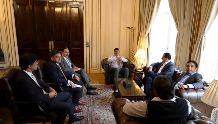 High Commissioner of Pakistan United Kingdom Dr M Faisal (centre) and other officials seen in this image. — X/@PakistaninUK/file