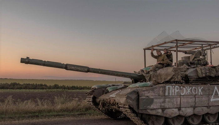 Ukrainian servicemen operate a tank on a road near the border with Russia, in the Sumy region of Ukraine, on August 14, 2024. — AFP