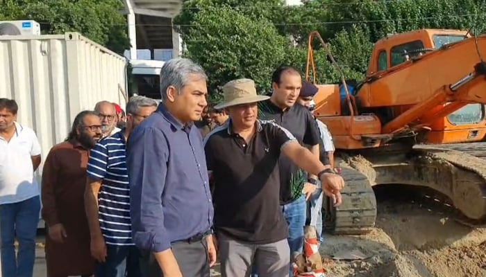 PCB Chairman Mohsin Naqvi inspecting the construction work being carried out at Lahores Gaddafi Stadium. — Geo News/Sohail Imran/File