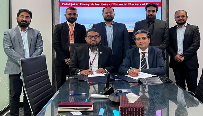 An image from the MoU signing ceremony between Pak-Qatar Group (PQG)and Institute of Financial Markets of Pakistan (IFMP) on October 22, 2024.— Facebook@ifmpofficialpage
