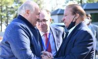 Nawaz hosts luncheon for Belarus president