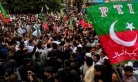 PTI: popular but not organised