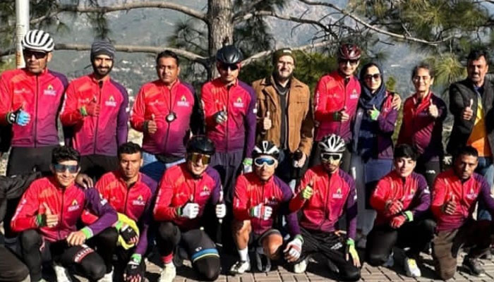 SSGC cyclists posing for photo. — SSGC website/File