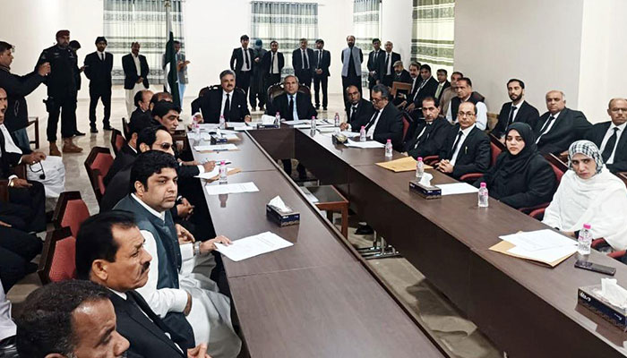 The Honble Chief Justice of Pakistan Justice Yahya Afridi (centre-left) in a meeting with Judicial Officer and Makran Bar Association at Makran, Balochistan, today 10th December, 2024. — PID