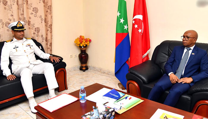Commanding officers of Pakistan Navy Ship MOAWIN call on the Governor of Anjouan Dr Zaidou Youssouf (right) during the Pakistan Navy Ship MOAWIN visit to Comoros on December 11, 2024. — INP