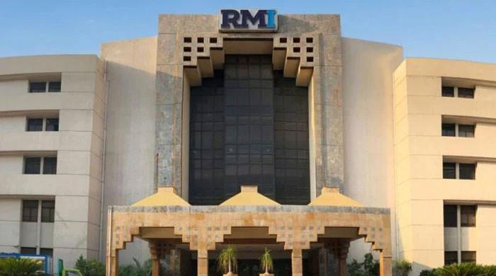 Rmi Rochester 435 graduates get degrees at RMI 3rd convocation