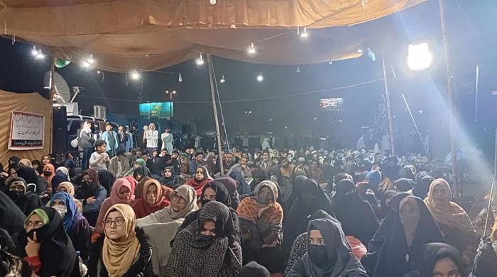 MWM ends sit-ins across Karachi as 19 protesters sent to jail