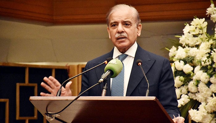 Prime Minister Muhammad Shehbaz Sharif addresses a ceremony organised to celebrate Pakistan Stock Exchanges achievement of being the worlds second best performing stock exchange on January 8, 2025 .—PID