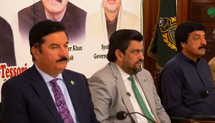 KP Governor Faisal Karim Kundi (left), Sindh Governor Kamran Khan Tessori (centre) and Punjab Governor Sardar Saleem Haider Khan are seen during the first-ever governors’ summit at the Governor House, Karachi on January 11, 2025.—Facebook@Tessori